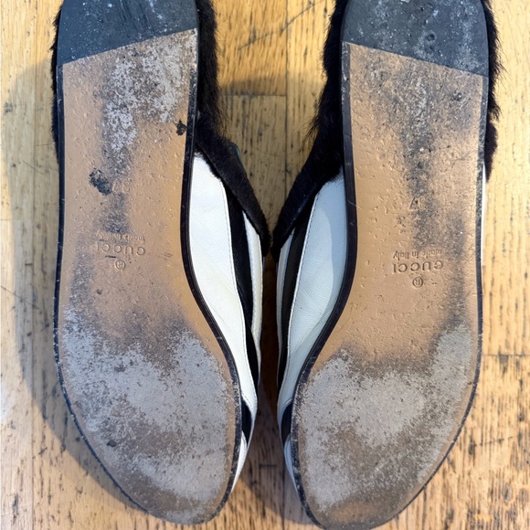 Gucci Black and White Striped Loafers - Picture 6 of 6